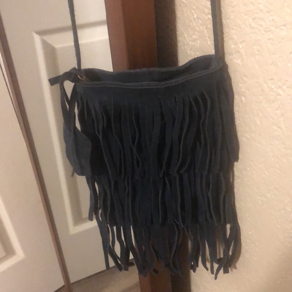 Croute de Cuir navy suede boho sack crossbody w/ fringe. France. EUC. - Picture 10 of 10